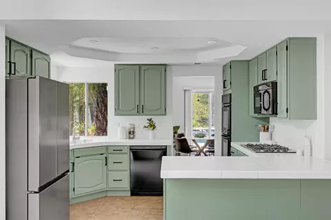 Kitchen - 31390 Corte Camarillo, Temecula, CA 92592 photo 1 of 4
