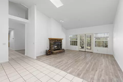 Living - 24849 Pappas Rd, Ramona, CA 92065 photo 3 of 6