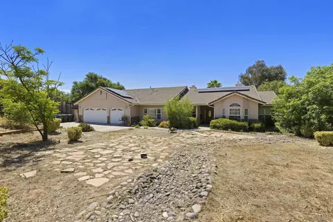 24849 Pappas Rd, Ramona, CA 92065