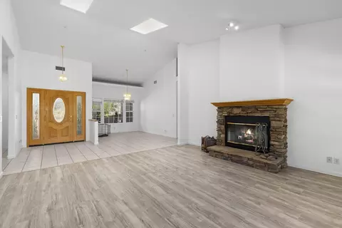 Living - 24849 Pappas Rd, Ramona, CA 92065 photo 2 of 6