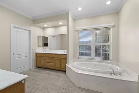 Bath - 24849 Pappas Rd, Ramona, CA 92065 photo 3 of 4