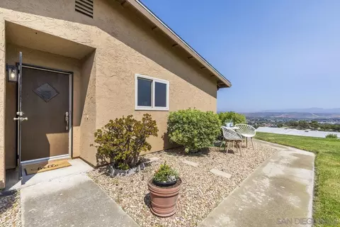 4469 Albatross Way, Oceanside, CA 92057 photo 2