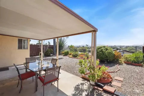 1460 Highridge Dr, Oceanside, CA 92056 photo 17