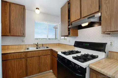 1460 Highridge Dr, Oceanside, CA 92056 photo 9