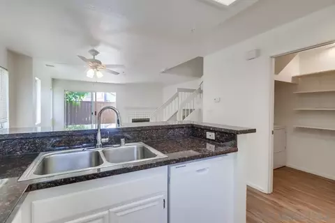 8945 Arlingdale Way, Spring Valley, CA 91977 photo 7