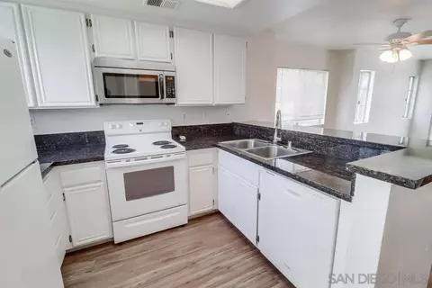 8945 Arlingdale Way, Spring Valley, CA 91977 photo 6