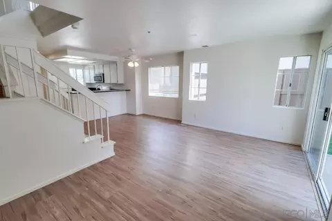 8945 Arlingdale Way, Spring Valley, CA 91977 photo 19