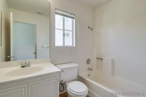 8945 Arlingdale Way, Spring Valley, CA 91977 photo 24