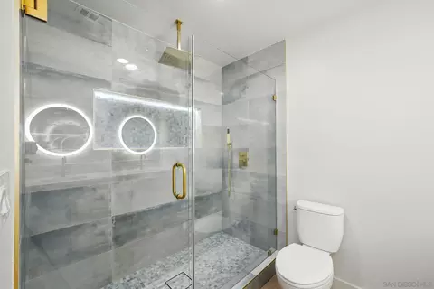 Bath - 10183 Madrid Way, Spring Valley, CA 91977 photo 1 of 3