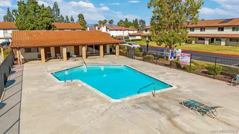 246 Espanas Gln, Escondido, CA 92026 photo 42