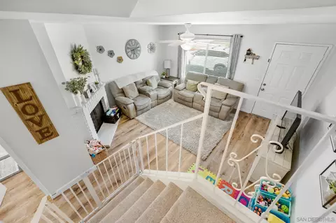 246 Espanas Gln, Escondido, CA 92026 photo 16