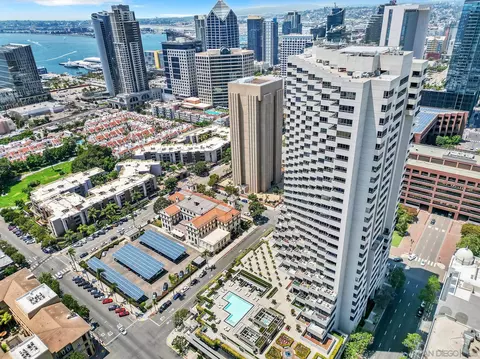 700 Front St #1805, San Diego, CA 92101