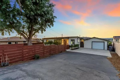 8628 Prospect Ave, Santee, CA 92071
