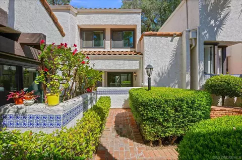 1935 Sunset Dr #44, Escondido, CA 92025 photo 2