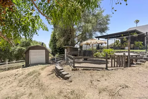 Exterior - 3860 Las Flores, Fallbrook, CA 92028 photo 18 of 18