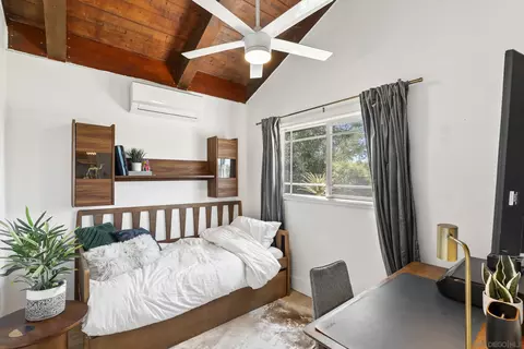 Bedroom - 3860 Las Flores, Fallbrook, CA 92028 photo 1 of 8