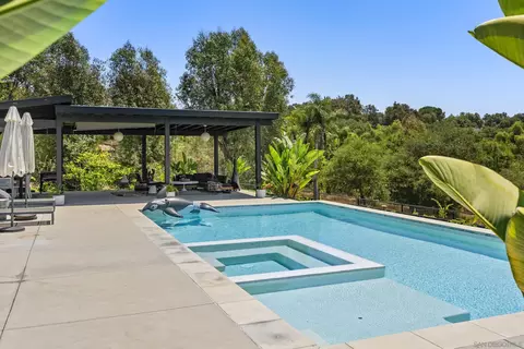 Exterior - 3860 Las Flores, Fallbrook, CA 92028 photo 9 of 18