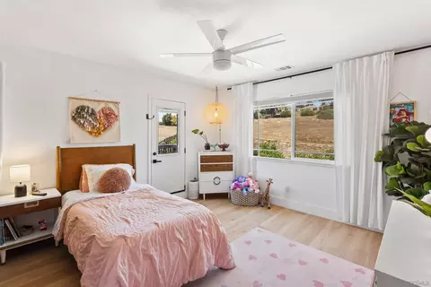 Bedroom - 3860 Las Flores, Fallbrook, CA 92028 photo 8 of 8
