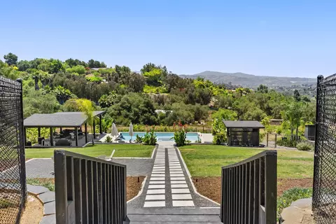 Exterior - 3860 Las Flores, Fallbrook, CA 92028 photo 7 of 18