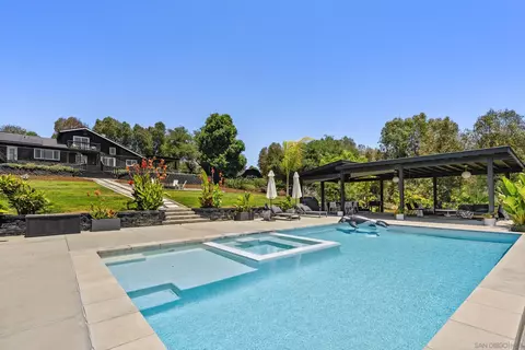 Exterior - 3860 Las Flores, Fallbrook, CA 92028 photo 11 of 18
