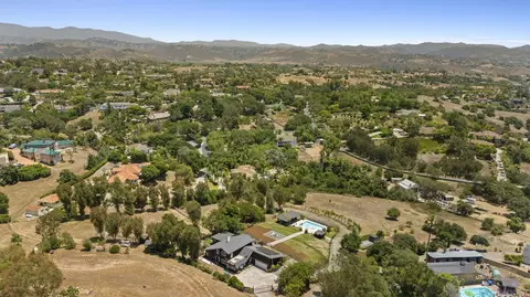 View/Area - 3860 Las Flores, Fallbrook, CA 92028 photo 1 of 4