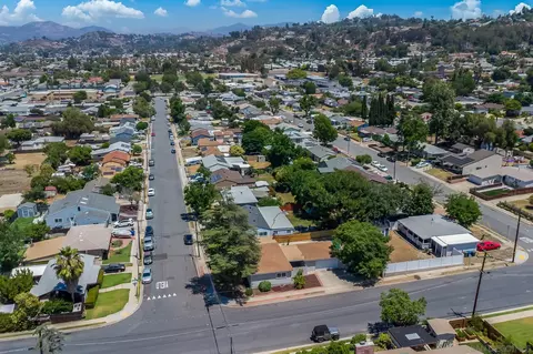 View/Area - 797 Laguna Ave, El Cajon, CA 92020 photo 3 of 4