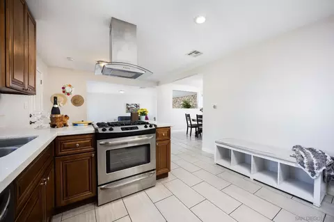 Kitchen - 797 Laguna Ave, El Cajon, CA 92020 photo 4 of 4