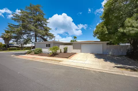 Exterior - 797 Laguna Ave, El Cajon, CA 92020 photo 4 of 9