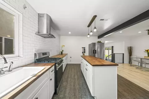 Kitchen - 484 Gardner St, El Cajon, CA 92020 photo 6 of 6