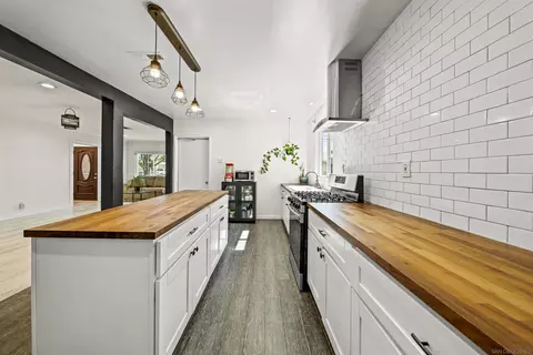 Kitchen - 484 Gardner St, El Cajon, CA 92020 photo 2 of 6