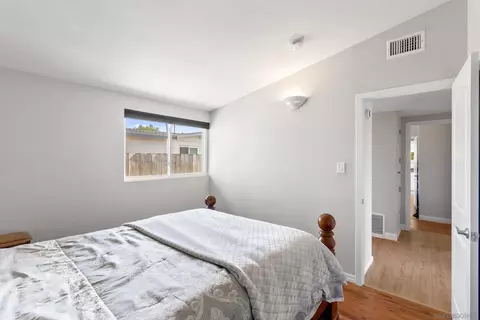 Bedroom - 13425 Powers Rd, Poway, CA 92064 photo 5 of 6