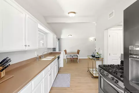 Kitchen - 13425 Powers Rd, Poway, CA 92064 photo 4 of 4