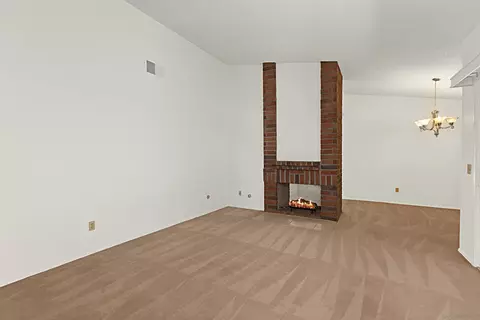 10466 Moorpark St, Spring Valley, CA 91978 photo 2