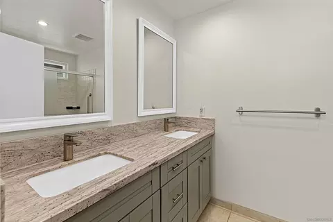 10466 Moorpark St, Spring Valley, CA 91978 photo 17