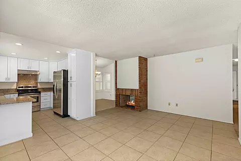 10466 Moorpark St, Spring Valley, CA 91978 photo 11