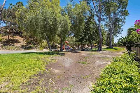 10466 Moorpark St, Spring Valley, CA 91978 photo 36