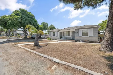 7125 Hoffman Ave, La Mesa, CA 91941 photo 4