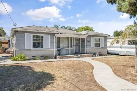 7125 Hoffman Ave, La Mesa, CA 91941 photo 3