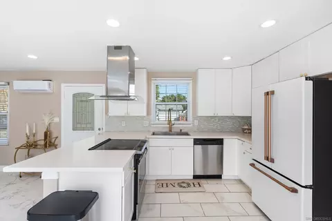 Kitchen - 1528 Folkestone St, Spring Valley, CA 91977 photo 3 of 3