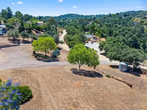 View/Area - 636 N Glen Oaks Dr, Alpine, CA 91901 photo 9 of 9