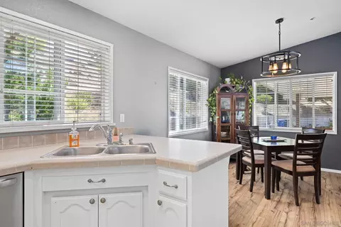 Kitchen - 636 N Glen Oaks Dr, Alpine, CA 91901 photo 1 of 2
