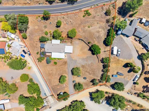 View/Area - 636 N Glen Oaks Dr, Alpine, CA 91901 photo 5 of 9