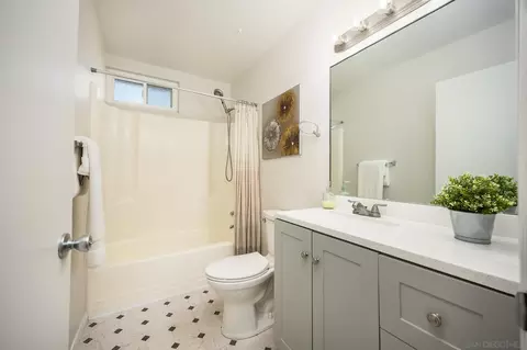 3257 Cristobal Way, Spring Valley, CA 91977 photo 21