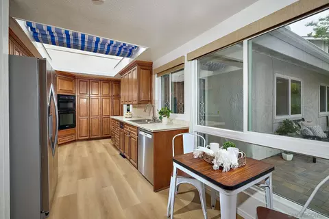 2162 Caminito Circulo Sur, La Jolla, CA 92037 photo 12