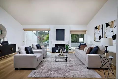 2162 Caminito Circulo Sur, La Jolla, CA 92037 photo 5