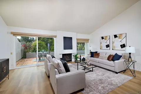 2162 Caminito Circulo Sur, La Jolla, CA 92037 photo 6