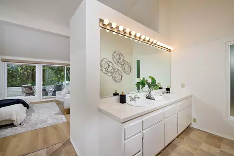 2162 Caminito Circulo Sur, La Jolla, CA 92037 photo 22