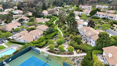2162 Caminito Circulo Sur, La Jolla, CA 92037 photo 26