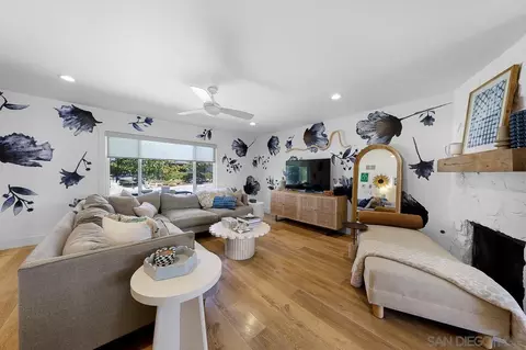 Living - 643 Mclain St, Escondido, CA 92027 photo 3 of 4