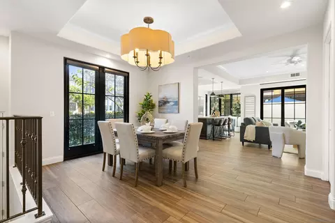 Dining - 708 Silver St, La Jolla, CA 92037 photo 1 of 3